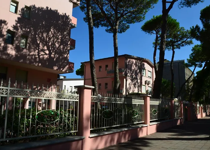 Konukevi Garni Garten 3*