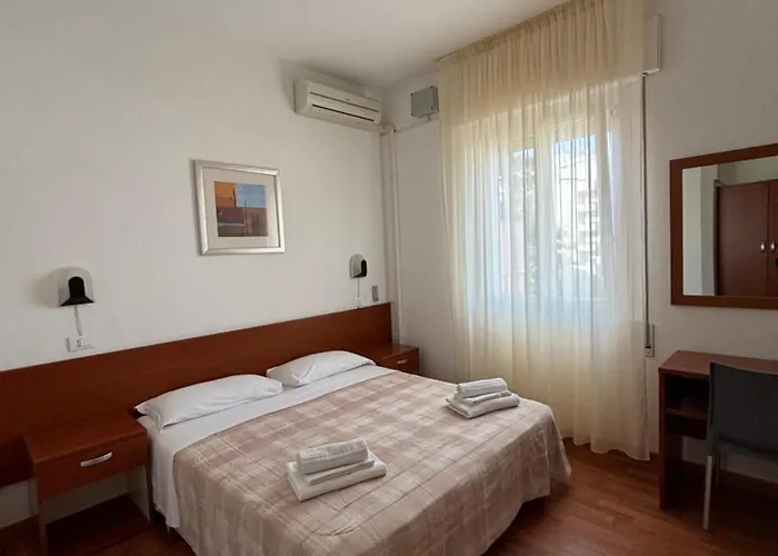 Garni Garten Konukevi Milano Marittima